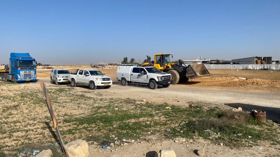 النائب العطاونة: تستمر حكومة اليمين في مسلسل الهدم في النقب وفي سياسة الكيل بمكيالين 